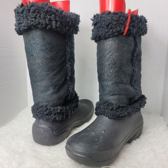 Crocs Women's Nadia Pull On Boot Size 6 Black Rubber Faux Fur Fleece Comfy Light - Picture 3 of 9